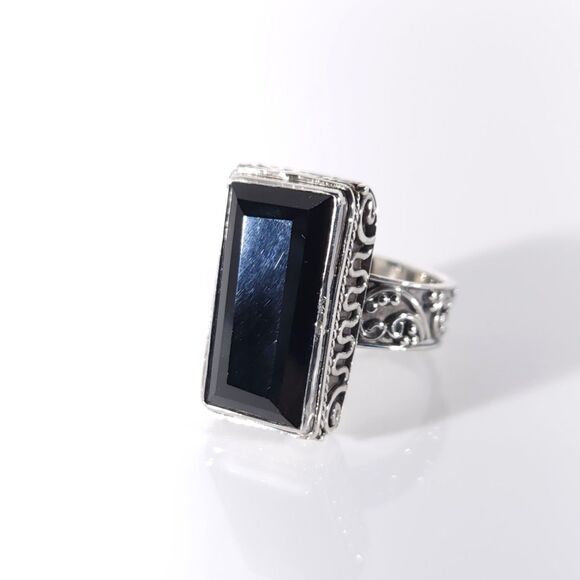 Thai Black Spinel Bali 15 Carats Ring Size 7.25 - Picture 1 of 11
